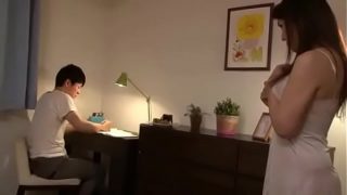 son first experience with his mother – Famperv.com